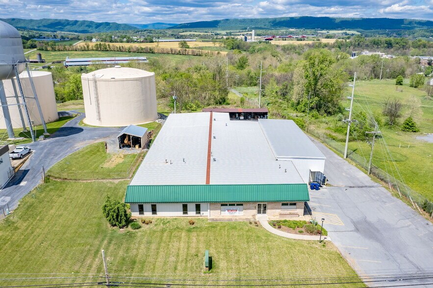 13963 Timber Way, Timberville, VA à louer - Photo du bâtiment - Image 3 de 54