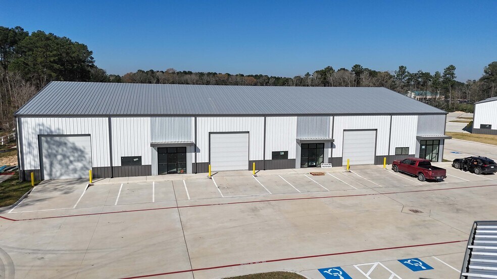 21966 FM 1314 Rd, Porter, TX à louer - Photo du bâtiment - Image 3 de 6