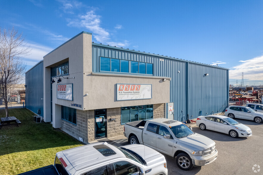 3661 48th Ave SE, Calgary, AB for sale - Building Photo - Image 1 of 1