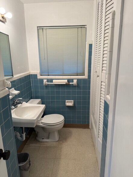 1401 Thompson Cir, Gardendale, AL for sale - Building Photo - Image 3 of 24