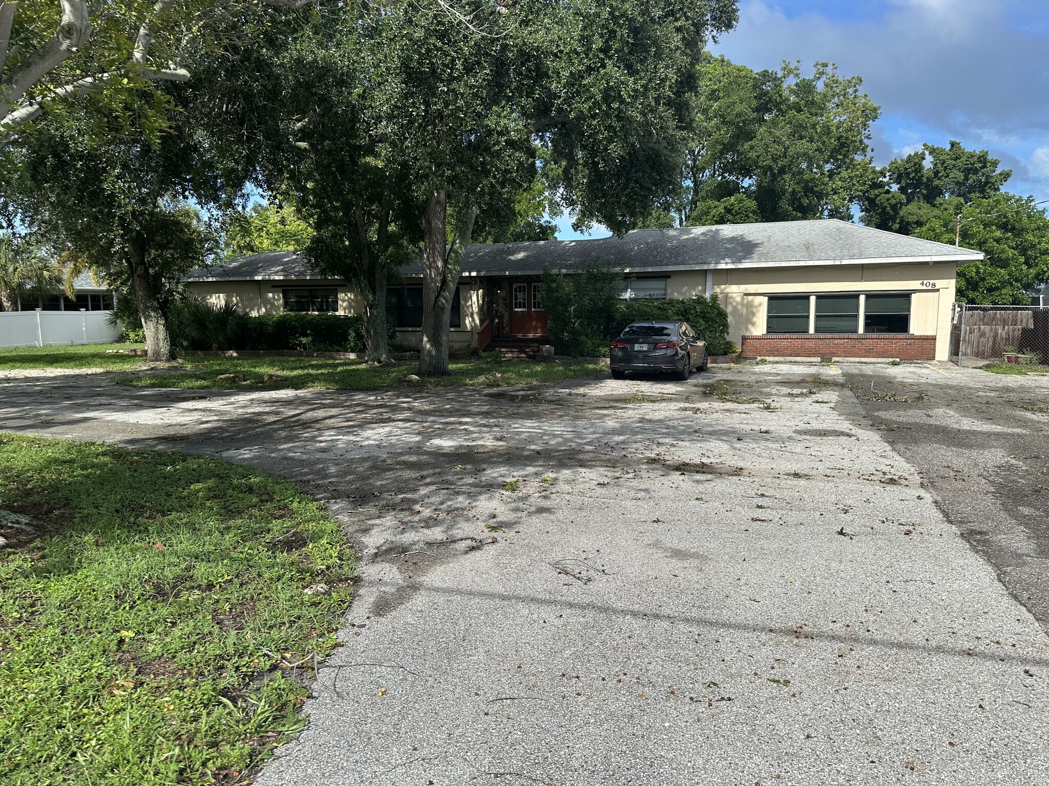 408 75th St NW, Bradenton, FL for lease Primary Photo- Image 1 of 10