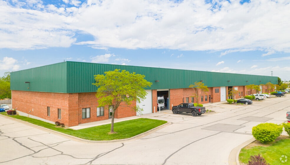 19000 W 158th St, Olathe, KS à louer - Photo du bâtiment - Image 2 de 3