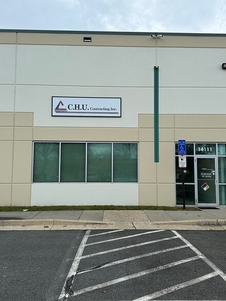 14101-14121 Mariah Ct, Chantilly, VA for lease - Building Photo - Image 2 of 6