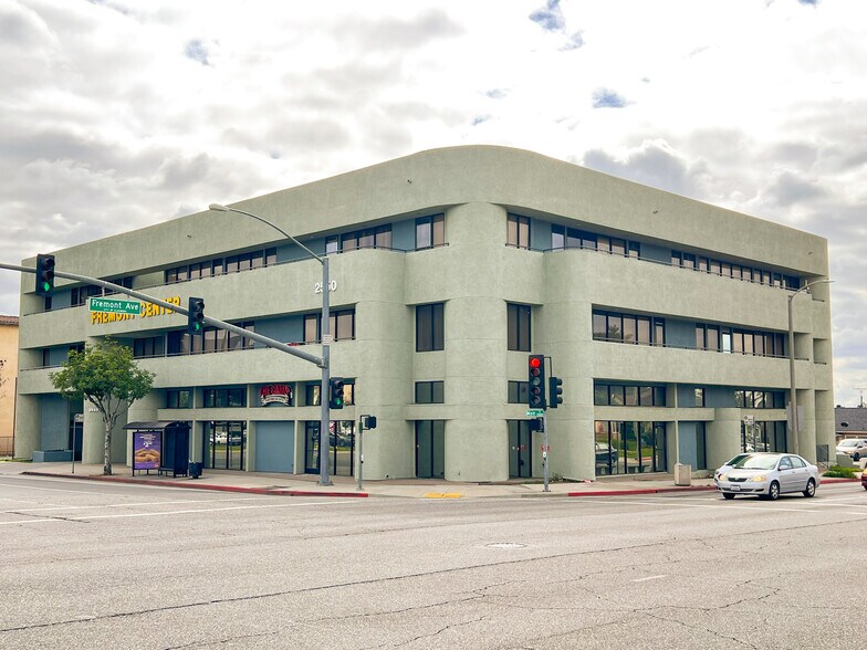 2550 W Main St, Alhambra, CA à louer - Photo du bâtiment - Image 3 de 10
