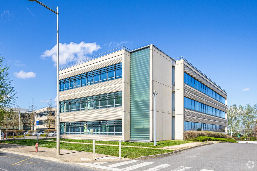 Bureau dans Wissous à louer - Photo du bâtiment - Image 2 de 3
