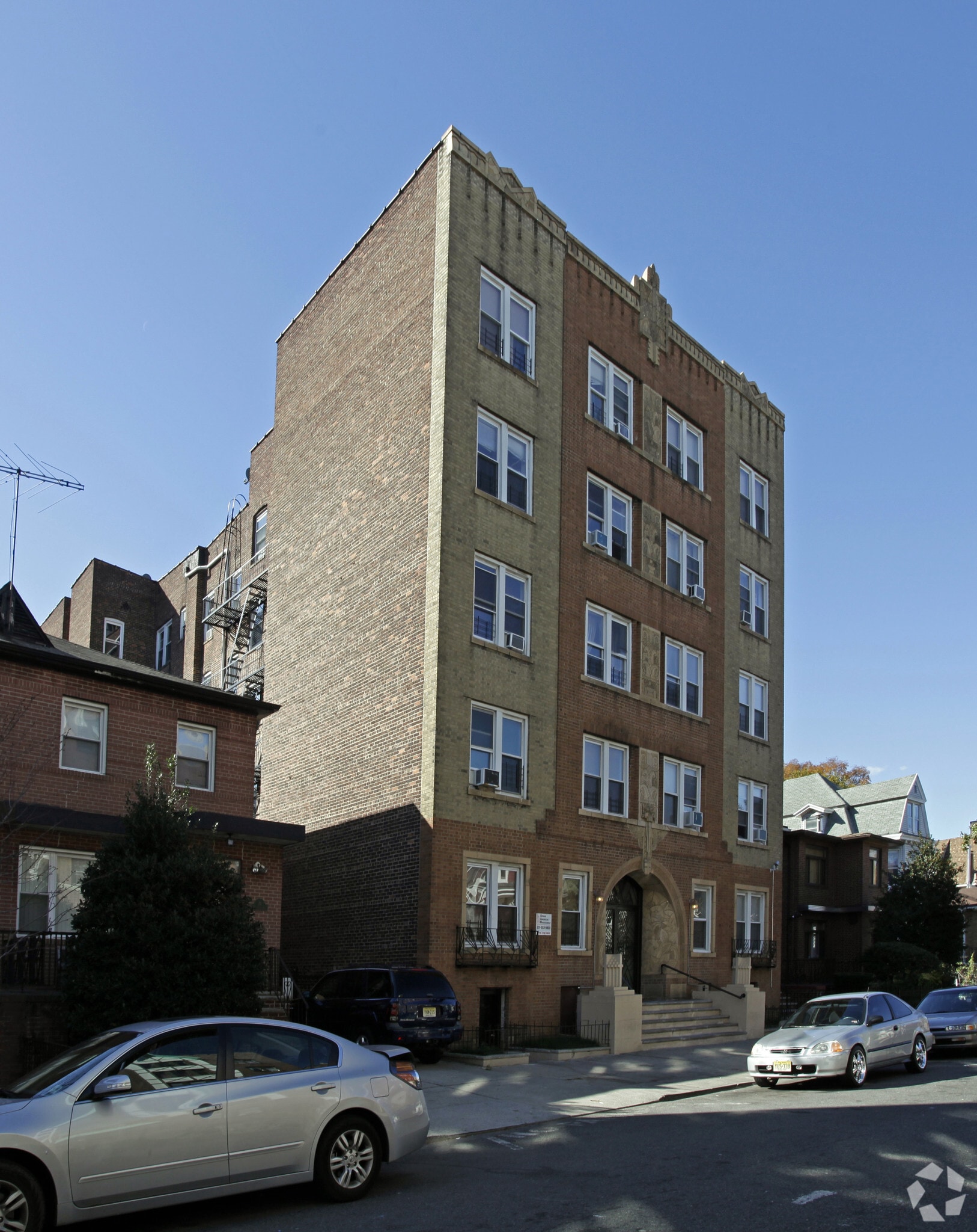 35 Kensington Ave, Jersey City, NJ for sale Primary Photo- Image 1 of 6