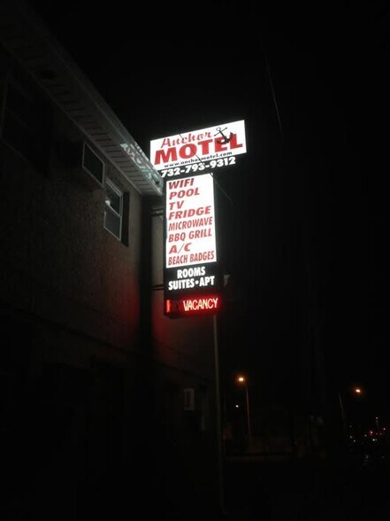 145 Sheridan Ave, Seaside Heights, NJ à vendre - Photo du bâtiment - Image 3 de 8