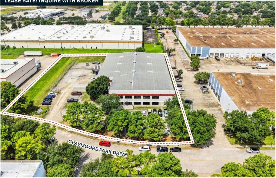 3215 Claymoore Park Dr, Houston, TX à louer - Photo du bâtiment - Image 2 de 6