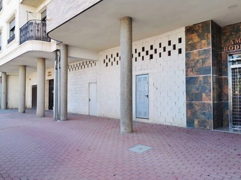 Retail in Murcia for sale - Building Photo - Image 2 of 20