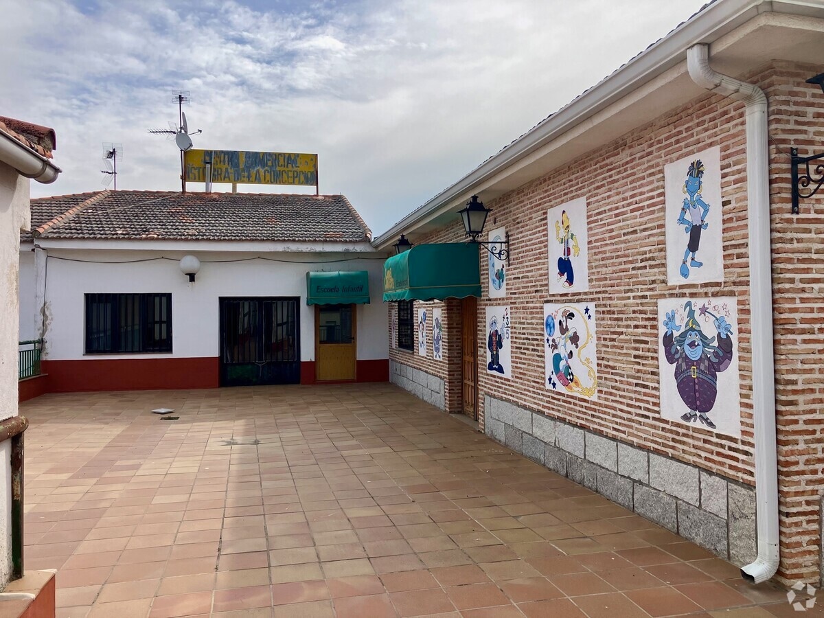 Calle Calderón de la Barca, 9, Navalcarnero, MAD 28600 - Unit Puerta 01, Esc. 1 - - Interior Photo - Image 1 of 8