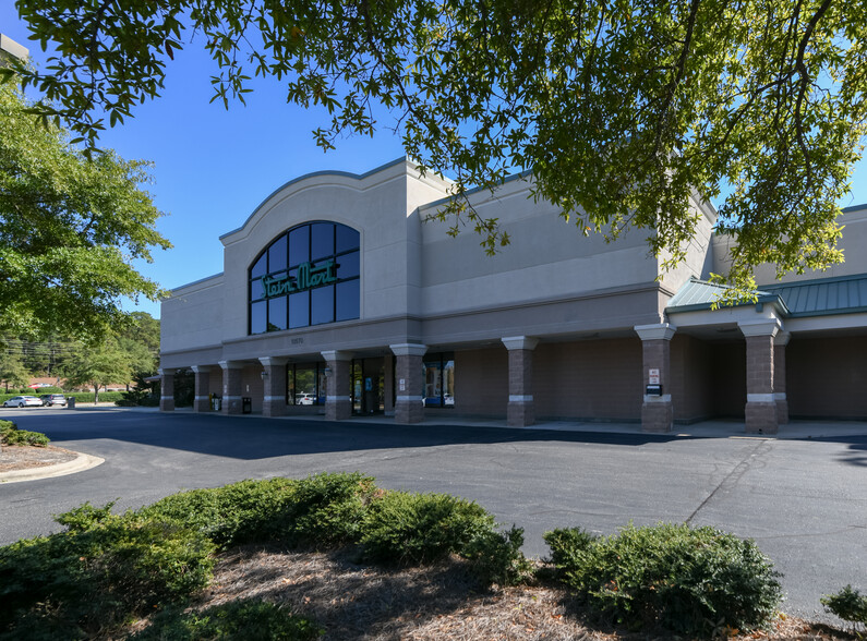 10564 US Hwy 15-501, Southern Pines, NC for sale - Building Photo - Image 1 of 1