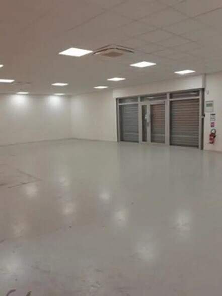 Flex dans Toulouse à louer - Photo du bâtiment - Image 2 de 4