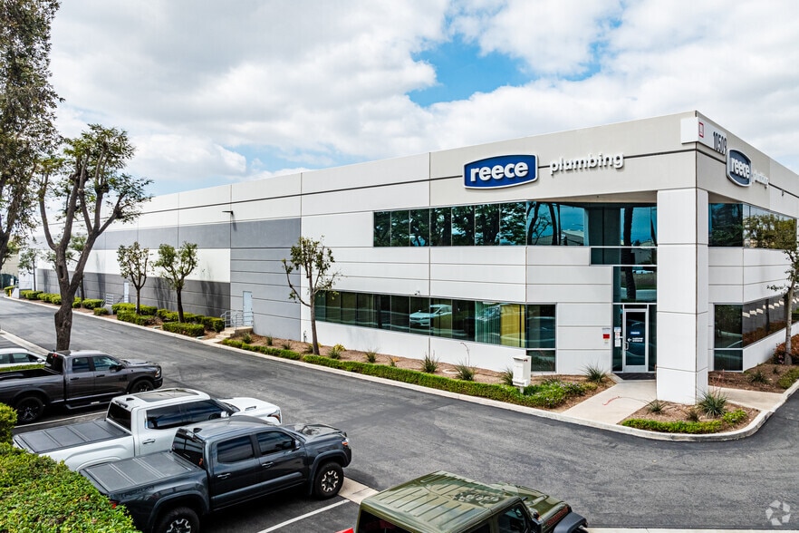 10509 Business Dr, Fontana, CA for lease - Building Photo - Image 1 of 38