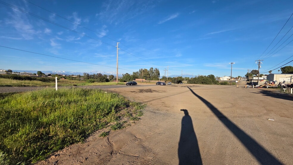 25390 Bundy Canyon Road, Menifee, CA à vendre - Autre - Image 3 de 10