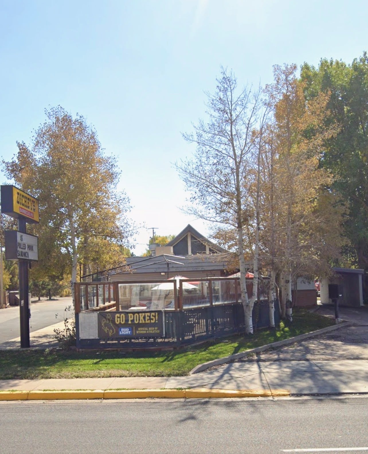 2410 E Grand Ave, Laramie, WY for lease Primary Photo- Image 1 of 2