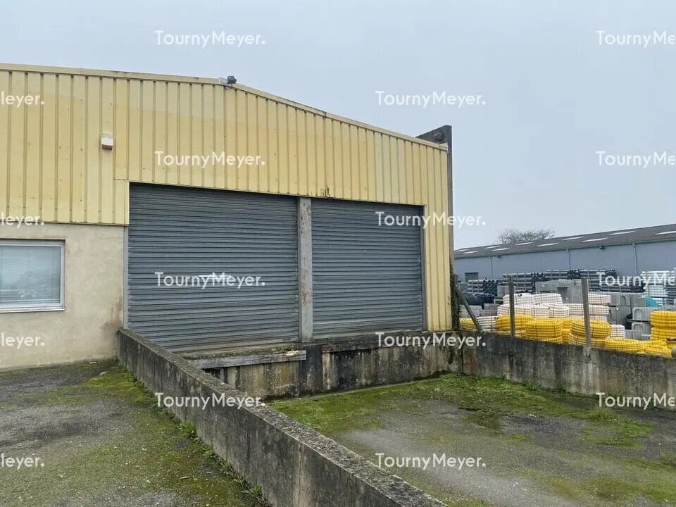 Flex in Saint-Jacques-de-la-Lande for lease Building Photo- Image 1 of 7