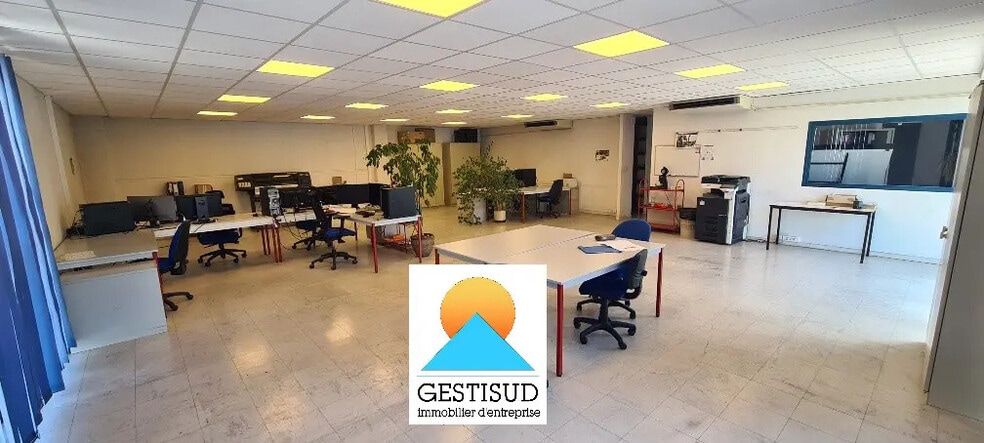 Bureau dans Aubagne à vendre - Photo intérieure - Image 2 de 6