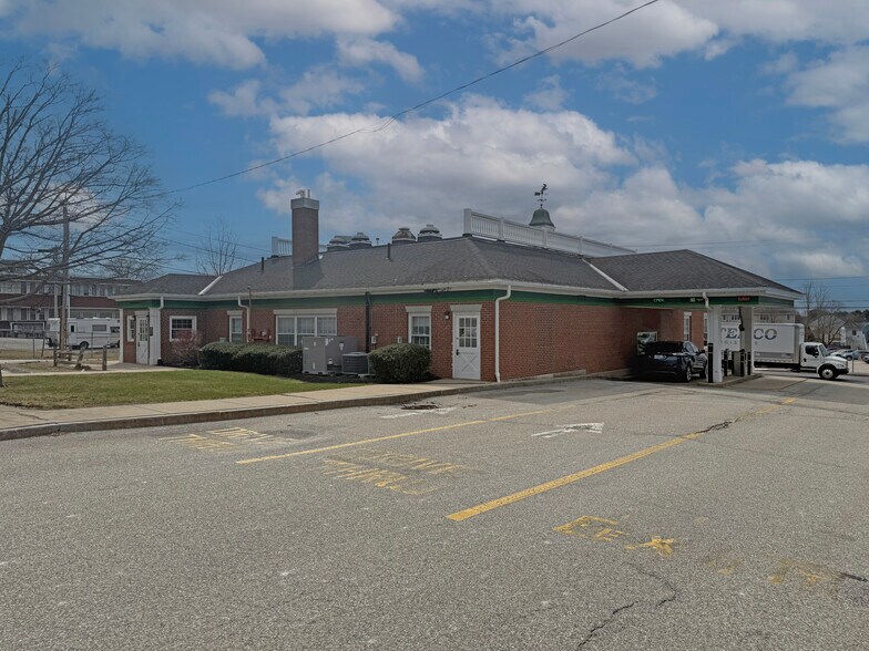 40 High St, Hampton, NH à vendre - Photo du bâtiment - Image 2 de 2