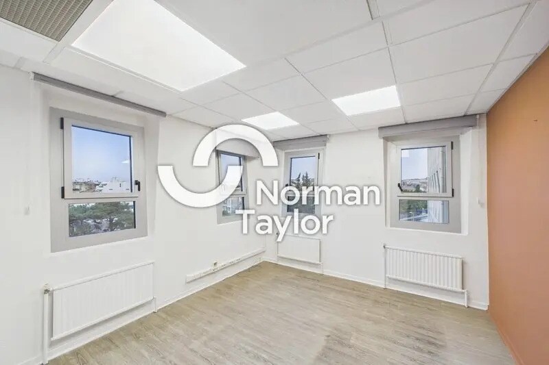 Office in Montpellier for sale - Building Photo - Image 3 of 27