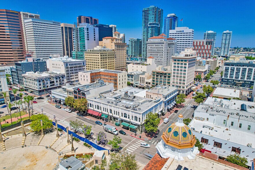 901-933 4th Ave, San Diego, CA à louer - Photo du bâtiment - Image 2 de 20