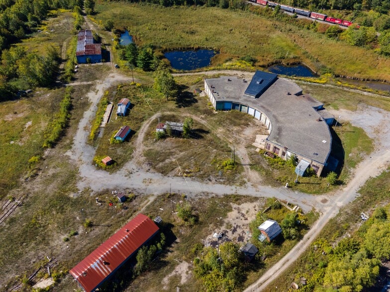 90 Diesel Shop Rd, Hermon, ME for sale - Building Photo - Image 2 of 4