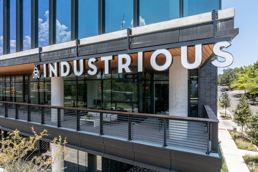 924 E 7th St, Austin, TX à louer - Photo du bâtiment - Image 2 de 31