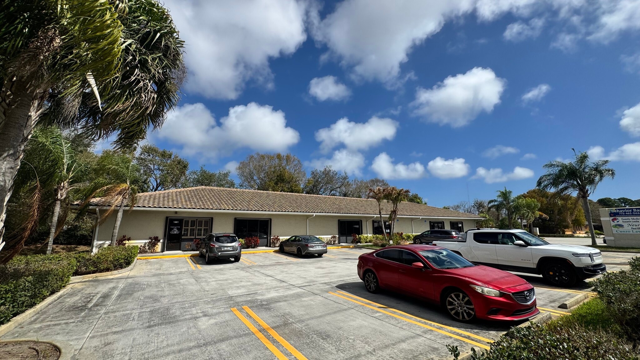 1881-1891 SE Port St Lucie Blvd, Port Saint Lucie, FL for lease Primary Photo- Image 1 of 8