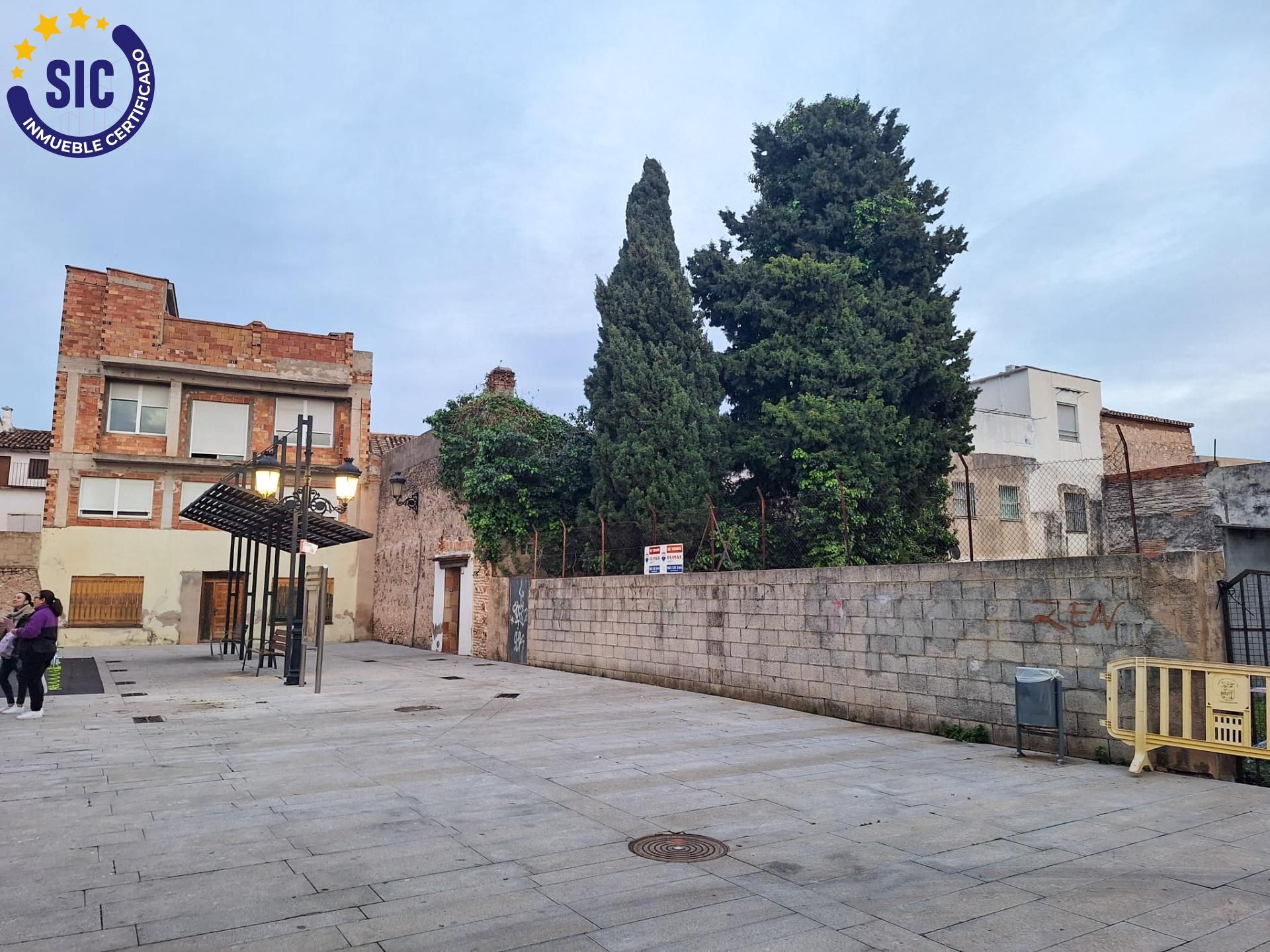 Land in L'Alqueria de la Comtessa, Valencia for sale Primary Photo- Image 1 of 5