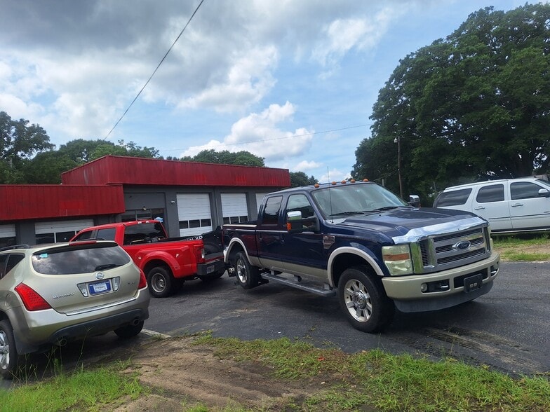 683 Fairview Rd, Ellenwood, GA for lease - Building Photo - Image 2 of 5