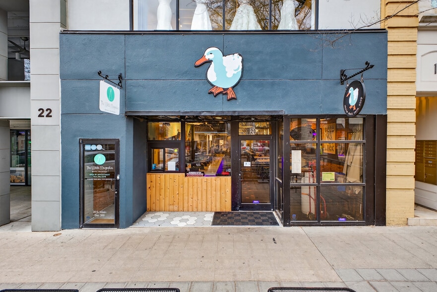 20 S Main St, Greenville, SC for lease - Building Photo - Image 3 of 10