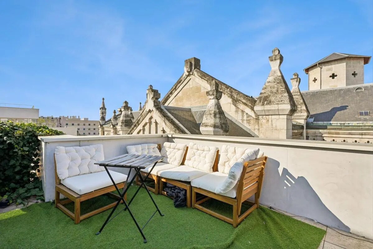 17 Rue Etienne Dolet, Lyon for lease Building Photo- Image 1 of 18