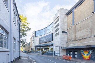 Plus de détails pour Barker Rd, Maidstone - Commerce de détail à louer
