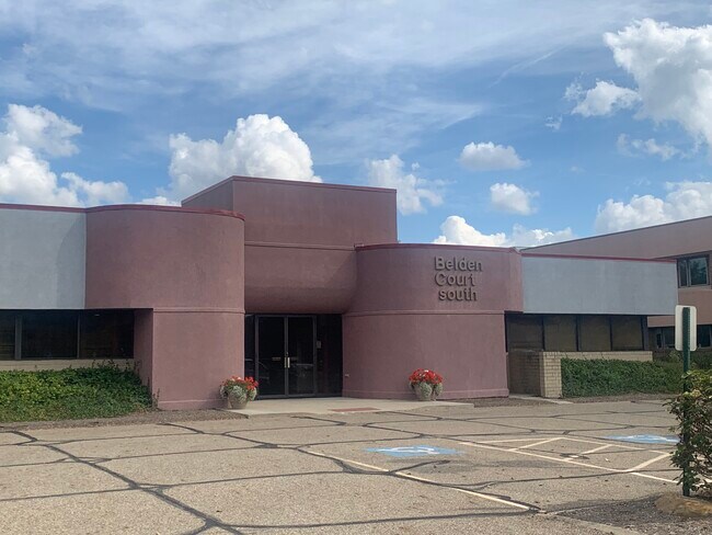 More details for 4942 Higbee Ave NW, Canton, OH - Office for Sale