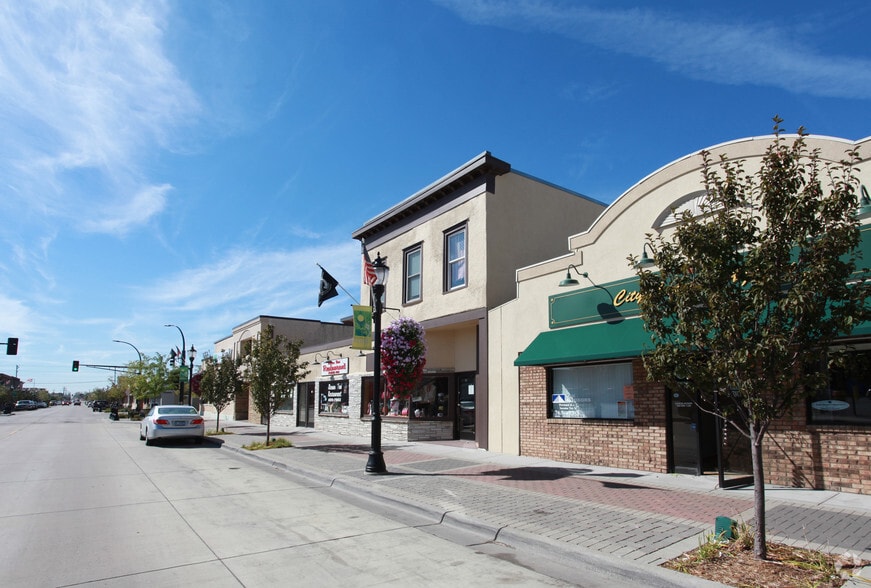 311-313 Central Ave, Osseo, MN for sale - Building Photo - Image 3 of 14