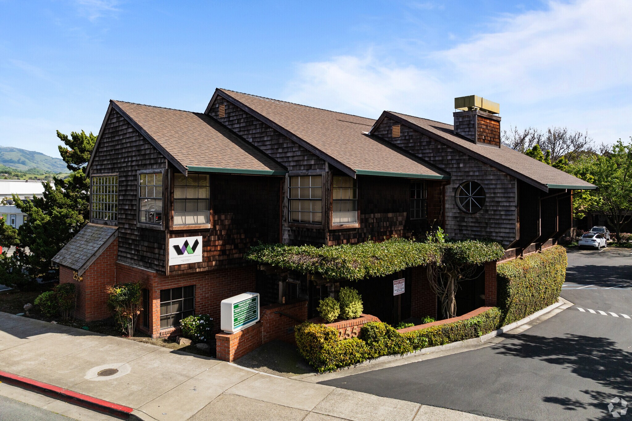 255 Ygnacio Valley Rd, Walnut Creek, CA à vendre Photo principale- Image 1 de 15