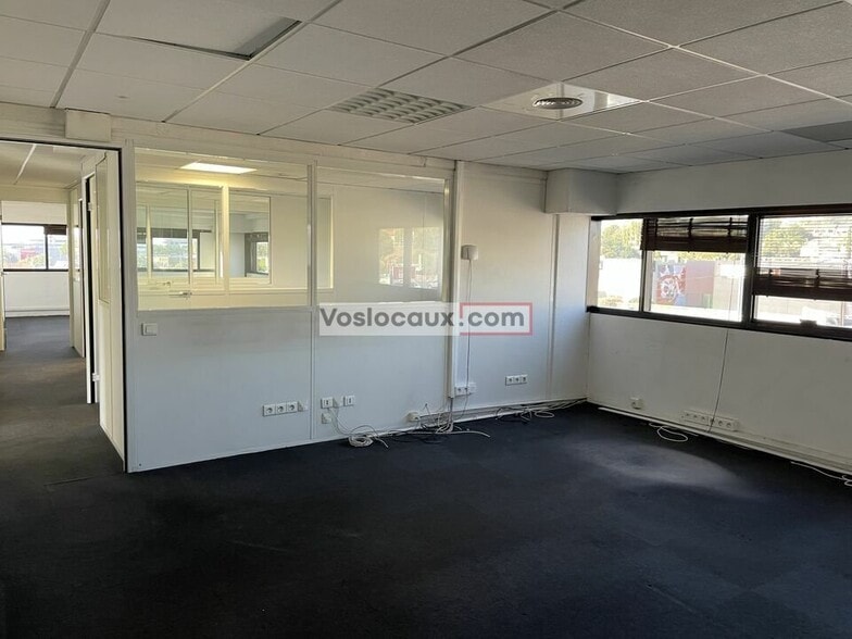 Office in Villeneuve-Loubet for sale - Interior Photo - Image 2 of 5
