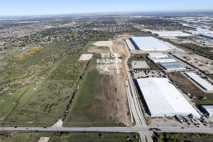 9500 Hemphill St, Fort Worth, TX à louer - Photo du bâtiment - Image 2 de 6