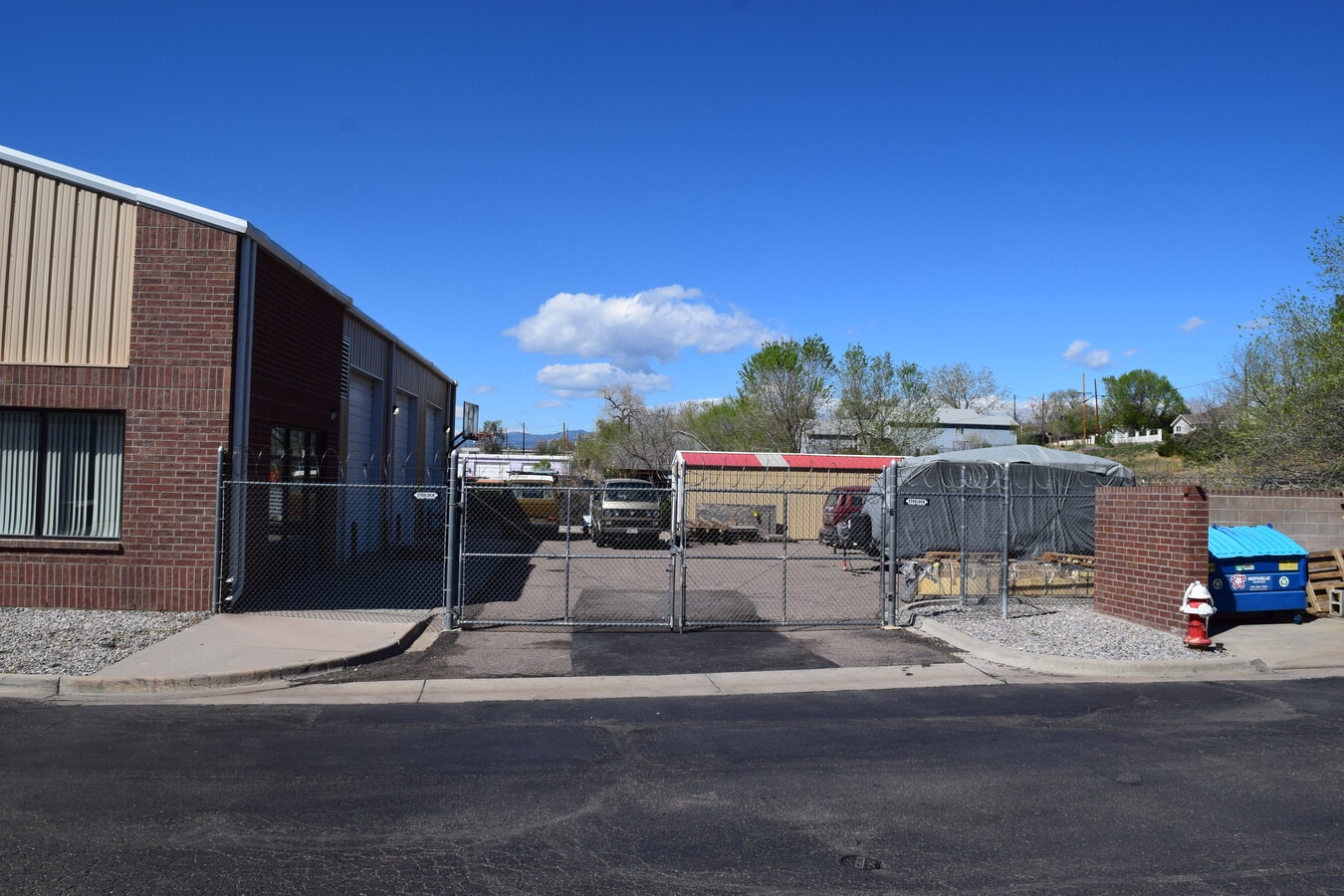 2613 W 64th Ave, Denver, CO 80221 - Unité AB - - Photo intérieure - Image 2 of 26