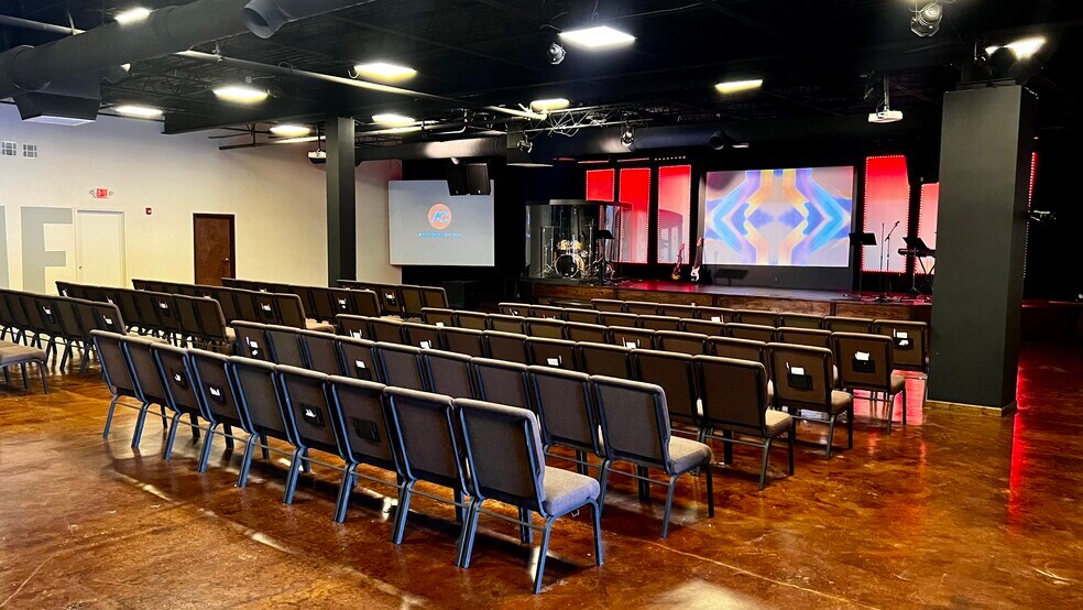 8625 Us Highway 51 N, Southaven, MS à louer - Photo intérieure - Image 2 de 13