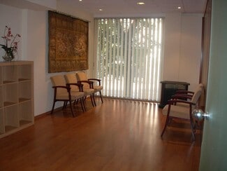 More details for Carrer d'Aragó, Barcelona - Office/Retail for Lease