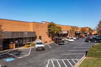 More details for 5845 Oakbrook Pky, Norcross, GA - Industrial for Lease
