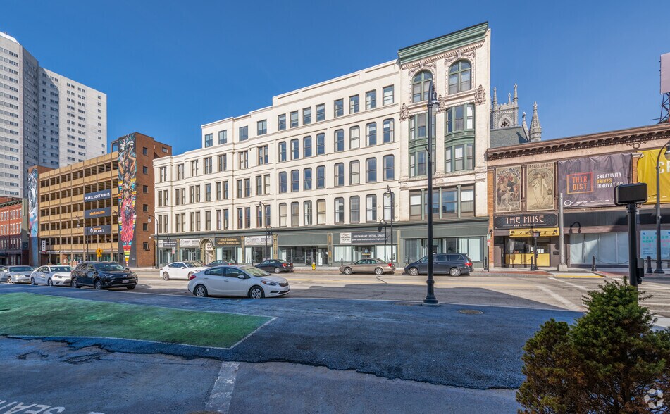 554 Main St, Worcester, MA à louer - Photo du bâtiment - Image 2 de 17