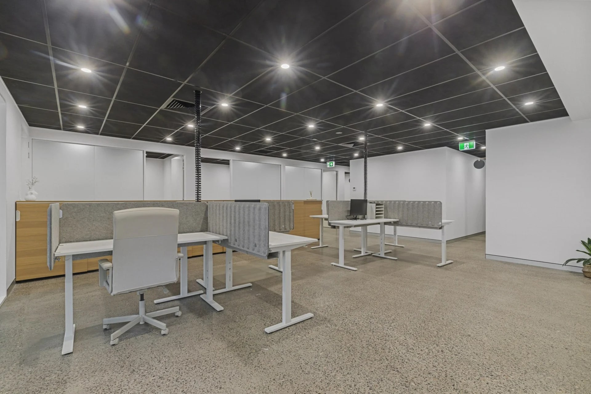 44 Riverside Dr, Mayfield West for lease Interior Photo- Image 1 of 11