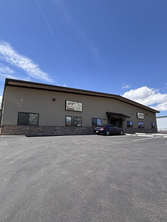 Plus de détails pour 1960 Victor Pl, Colorado Springs, CO - Industriel à louer