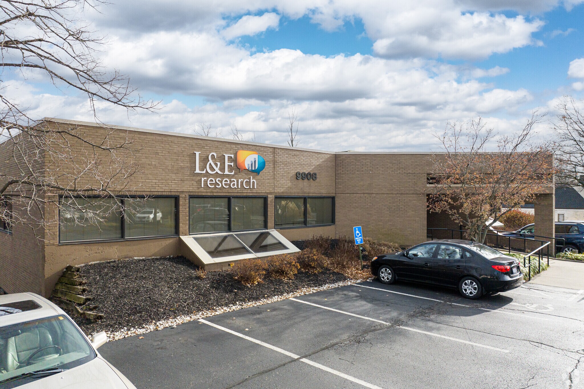 9908 Carver Rd, Blue Ash, OH for sale Building Photo- Image 1 of 6