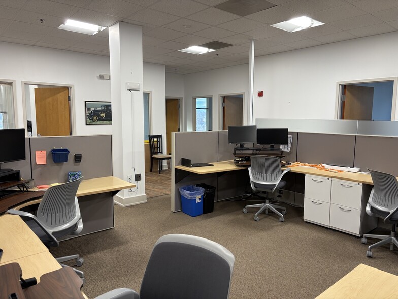 34 Main St, Natick, MA for lease - Interior Photo - Image 2 of 2