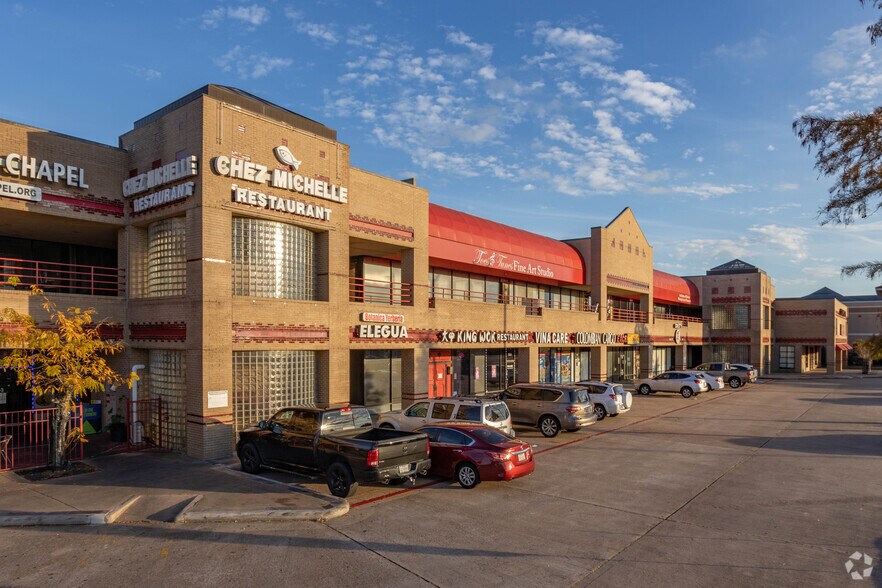 6911-7055 Highway 6 S, Houston, TX à louer - Photo principale - Image 1 de 7