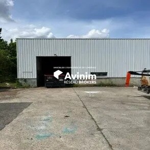 Office in SAINT-OUEN-L'AUMONE for lease - Building Photo - Image 3 of 4