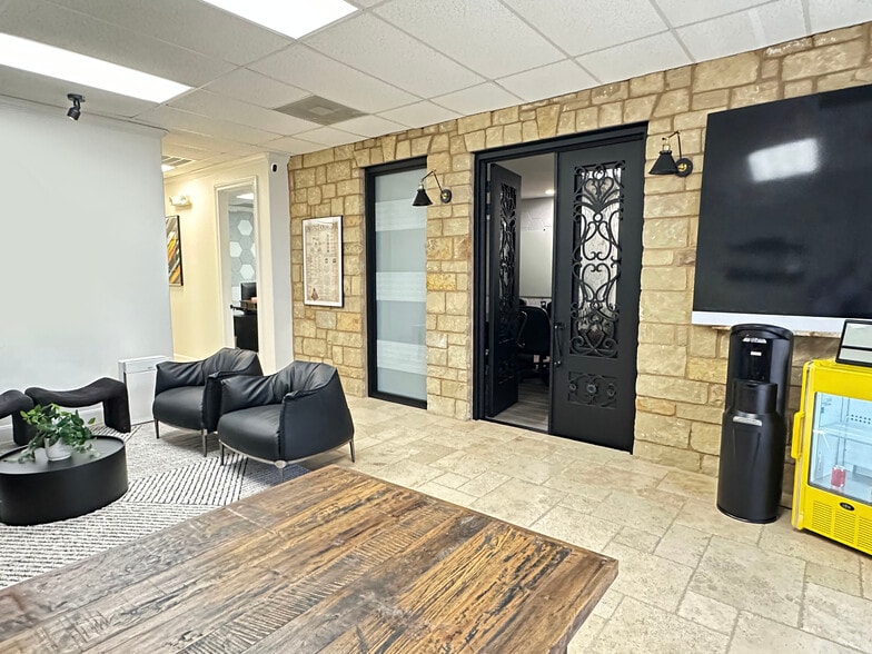 7575 W Loop 1604, San Antonio, TX for lease - Building Photo - Image 2 of 17