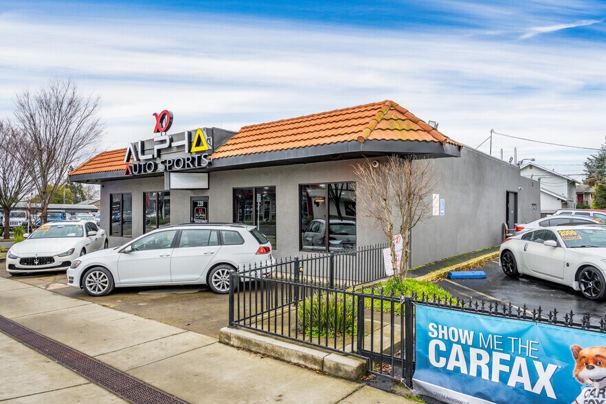 228 Riverside Ave, Roseville, CA for sale - Building Photo - Image 2 of 5